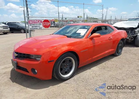 2013 Chevrolet Camaro 2Ls из США, поврежденный, VIN 2G1FA1E36D9176829